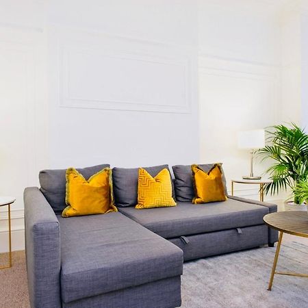 Spacious & Charming Garden Flat -Zone 2- Great For Central London Access Buitenkant foto