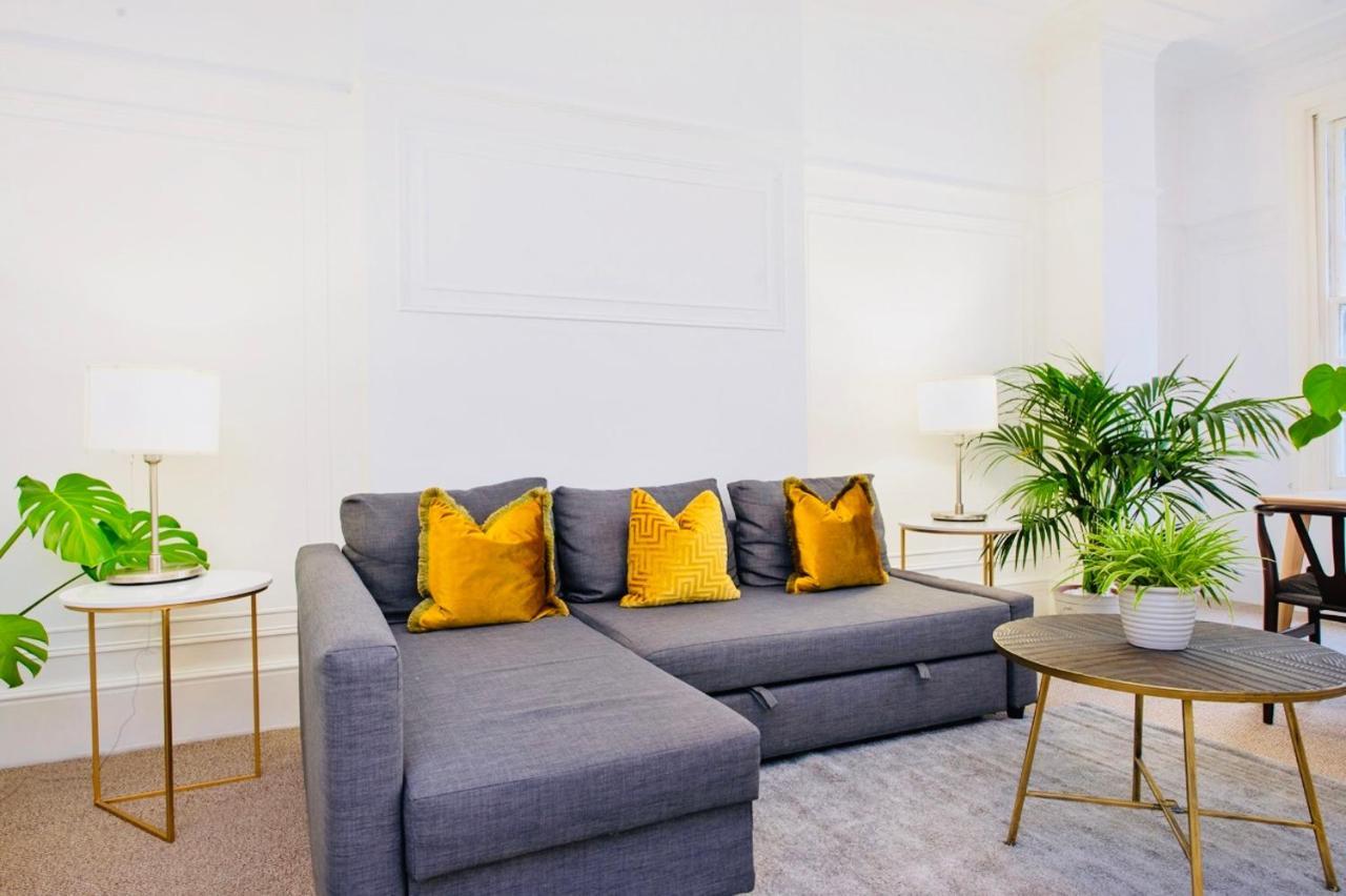 Spacious & Charming Garden Flat -Zone 2- Great For Central London Access Buitenkant foto