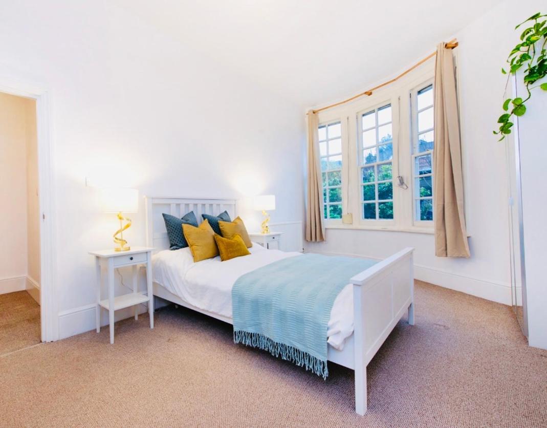 Spacious & Charming Garden Flat -Zone 2- Great For Central London Access Buitenkant foto