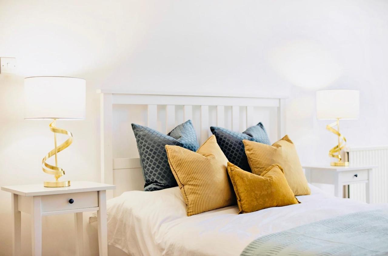 Spacious & Charming Garden Flat -Zone 2- Great For Central London Access Buitenkant foto