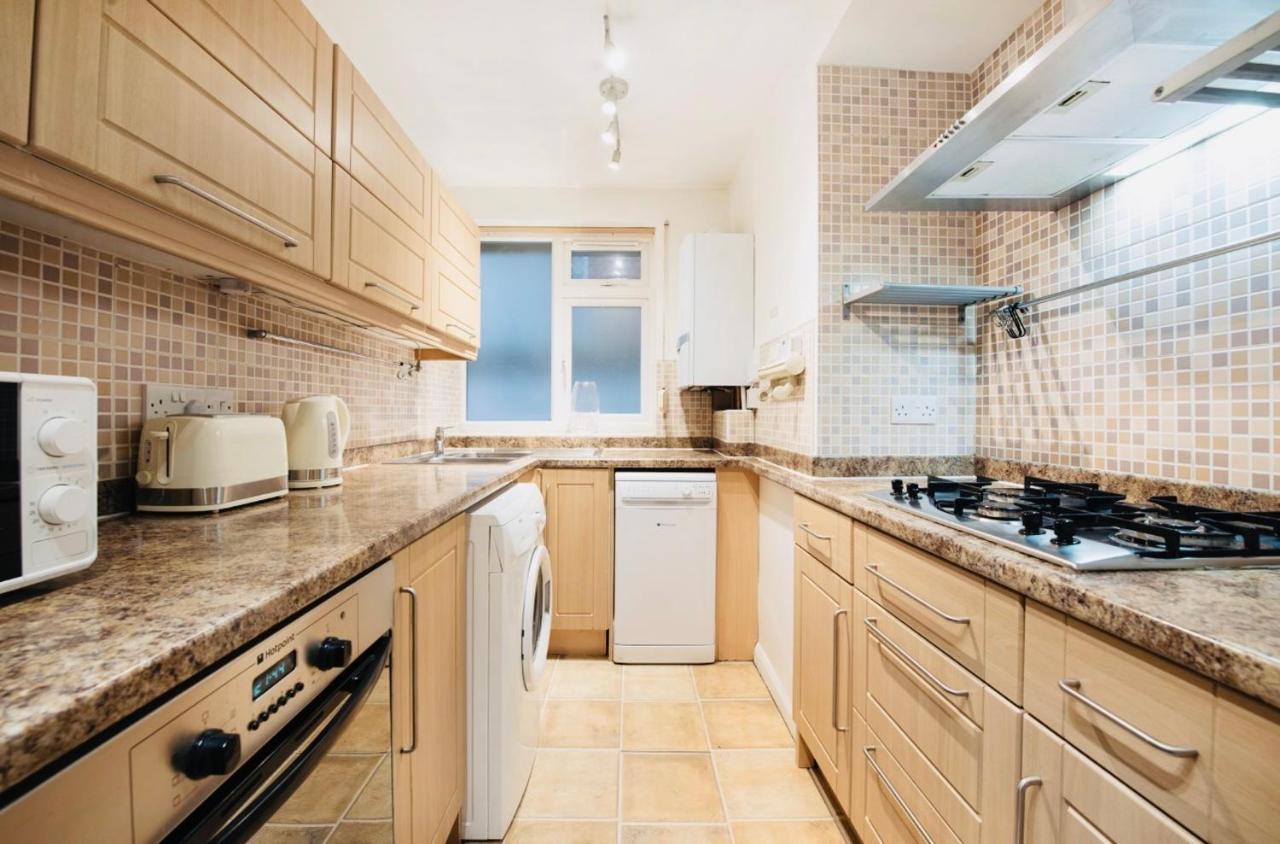 Spacious & Charming Garden Flat -Zone 2- Great For Central London Access Buitenkant foto