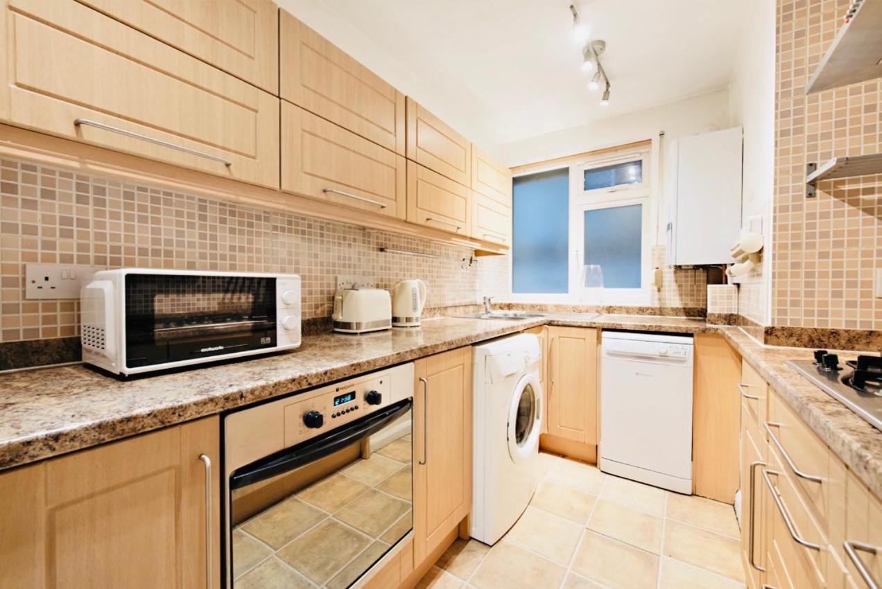 Spacious & Charming Garden Flat -Zone 2- Great For Central London Access Buitenkant foto
